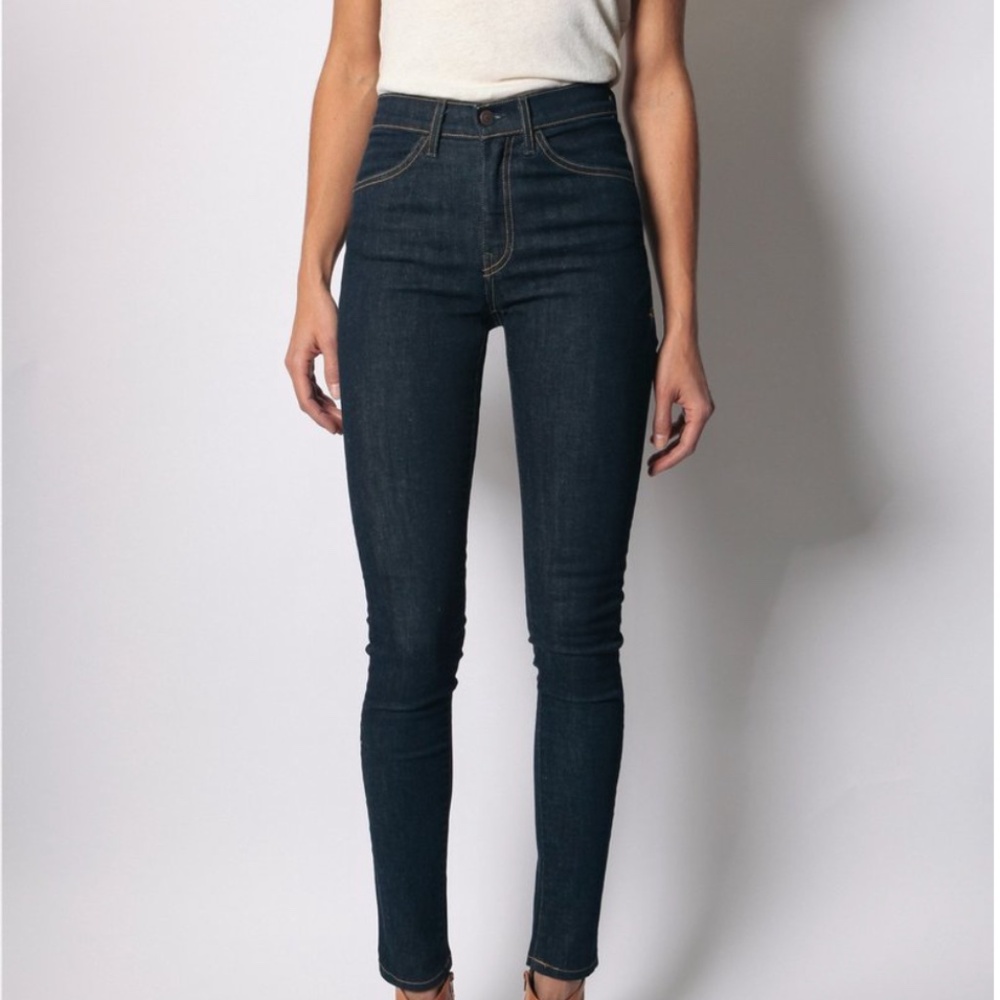 Imogene and Willie Imogene Slim dark indigo rinse jeans, size 29